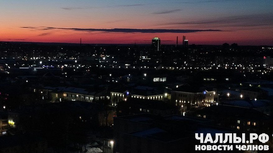 Главная картинка новости: В Челнах продают дворец с видом на Каму за 120 миллионов