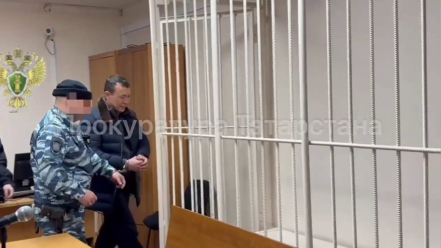 Главная картинка новости: Экс-мэра Нижнекамска Муллина отправили в СИЗО