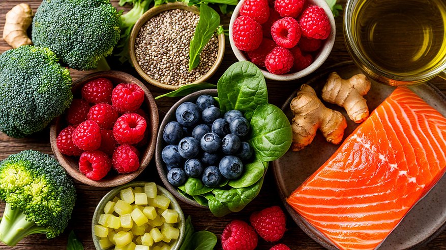 Главная картинка новости: Как продлить молодость печени: 10 самых полезных продуктов для внутренней "лаборатории"