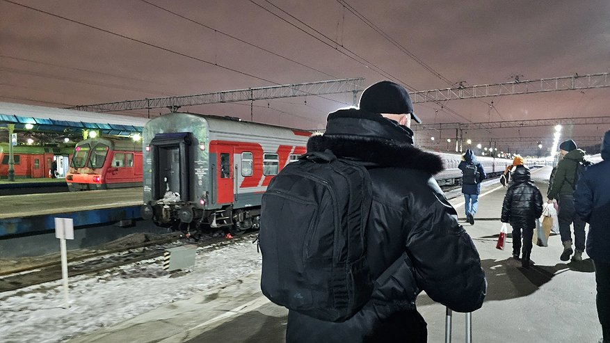 Главная картинка новости: В новогодние выходные в Казани запустят дополнительные поезда