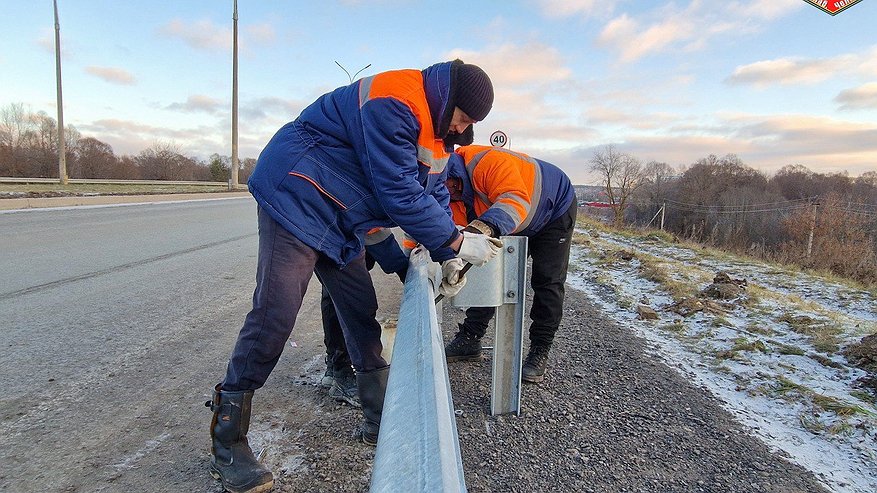 Главная картинка новости: Работа на опережение: оперативная установка отбойников в Челнах спасла жизнь