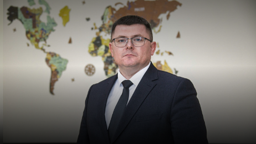 Главная картинка новости: Ротация на «КАМАЗе»: главным механиком и директором инженерного центра назначен Раушан Сабиров