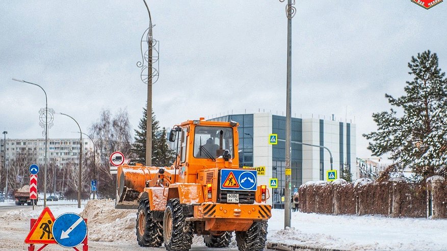 Главная картинка новости: В Челнах определили места снегосвалок