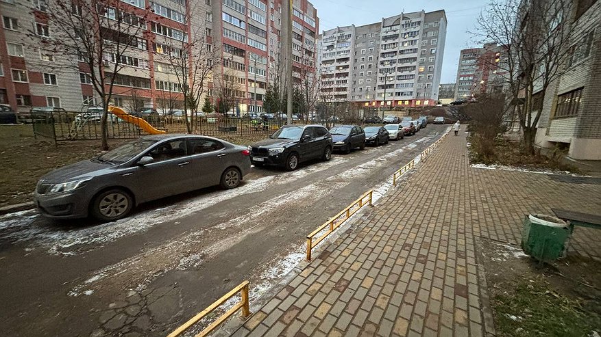 Главная картинка новости: Топ-10 надежных авто с пробегом, которые владельцы не хотят продавать даже через 7 лет - китайских машин в списке нет