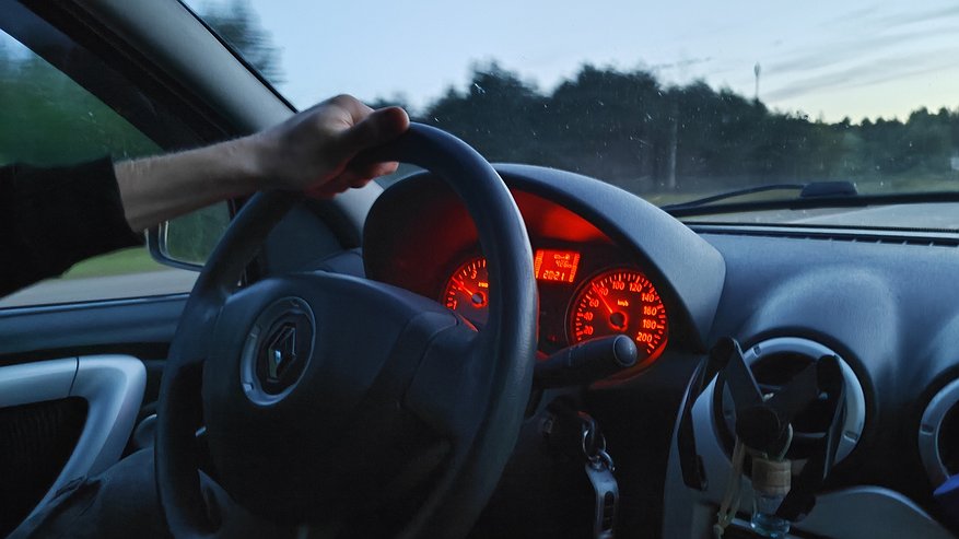 Главная картинка новости: Без этого документа — штраф 30 000. Что водители забывают оформить в 2025  – а потом расплачиваются