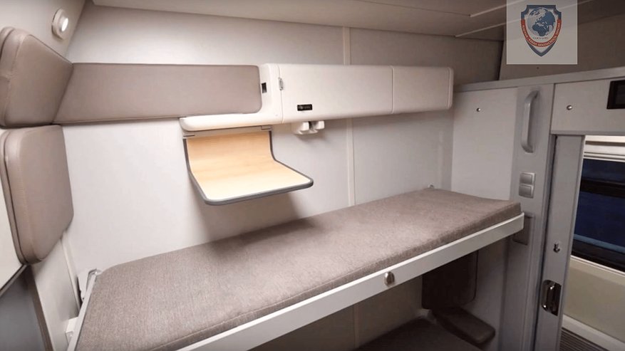 Главная картинка новости: К столику в плацкарте пускать перестанут - в новых вагонах их начнут делать совсем по-другому