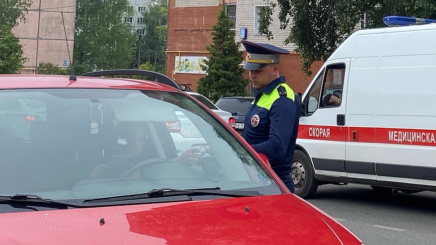 Главная картинка новости: Почему инспектор ГИБДД спрашивает "Когда последний раз выпивали?". Ответить можно только так