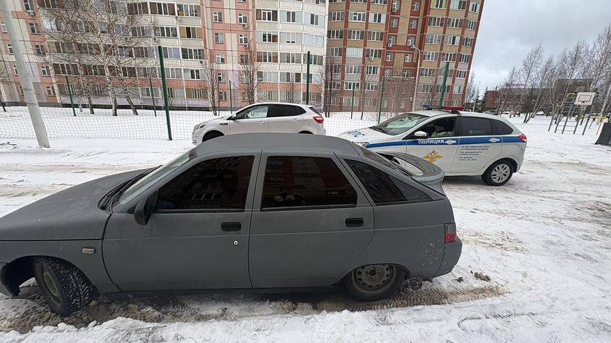 Главная картинка новости: В Нижнекамске автомобилиста арестовали за повторное нарушение правил тонировки
