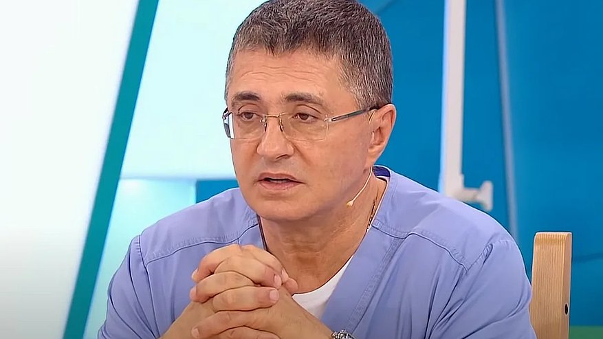 Главная картинка новости: Какой любимый напиток у доктора Мясникова - и как он защищает от деменции и цирроза печени