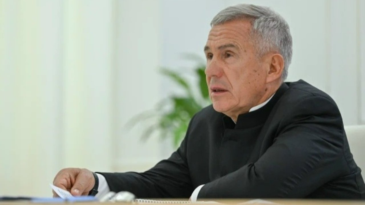 Главная картинка новости: Глава Татарстана поручил усилить меры безопасности после трагедий с детьми в январе