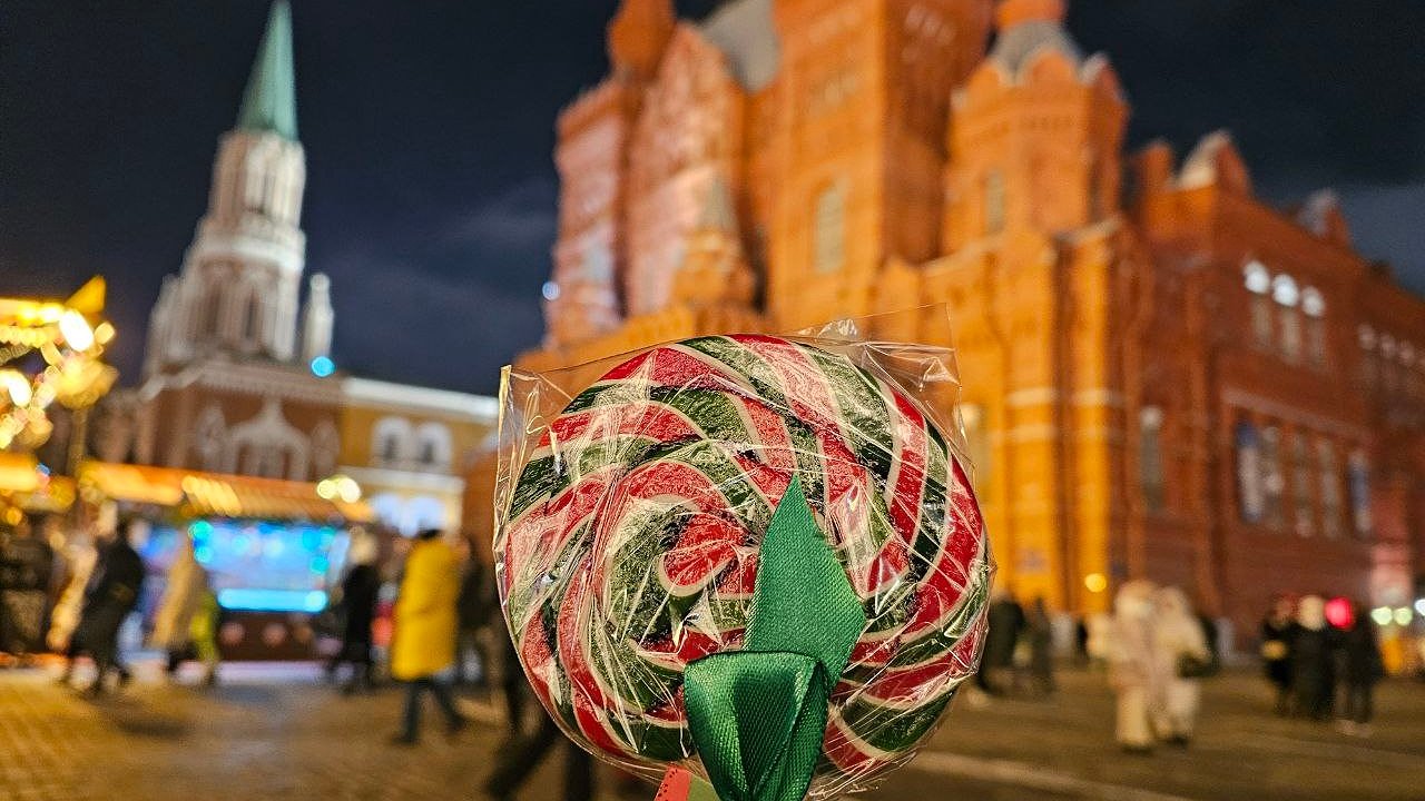 Главная картинка новости: Понедельник станет выходным: россиян ждёт четырёхдневная рабочая неделя