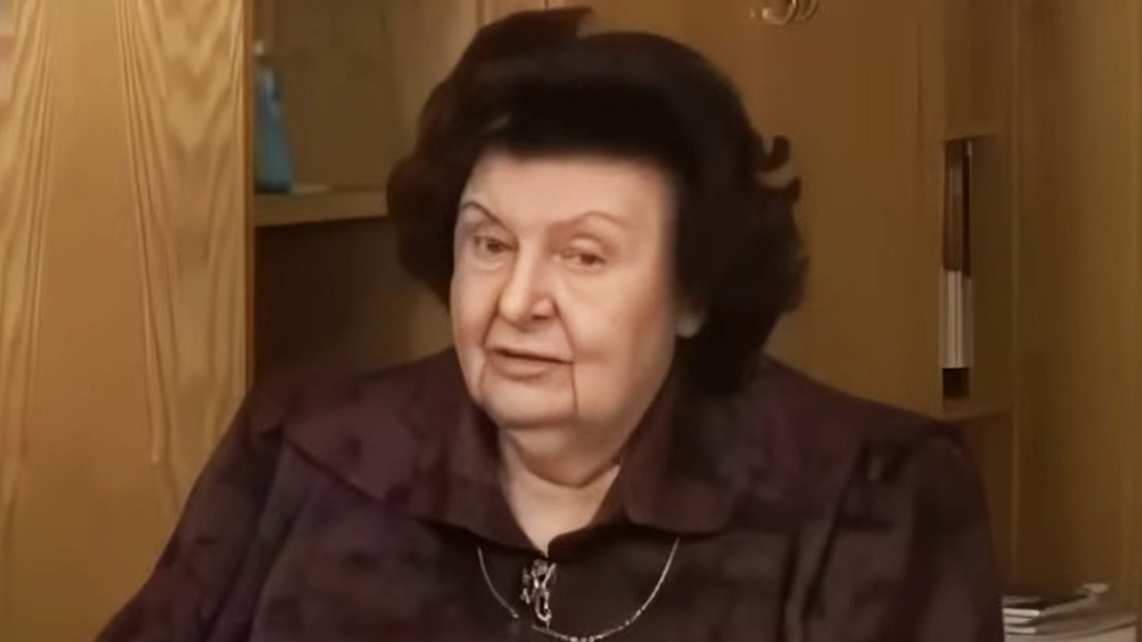 Главная картинка новости: "Не помогай тому, кто не просит". Три жизненных принципа Натальи Бехтеревой, которые заставляют задуматься