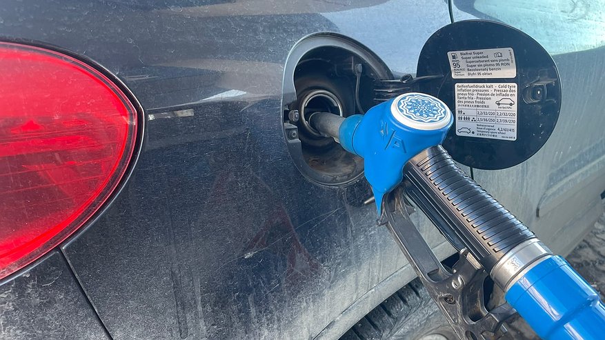 Главная картинка новости: Из любопытства залил АИ-100 вместо привычного АИ-92: рассказываю, какой получился расход топлива и как повела себя машина