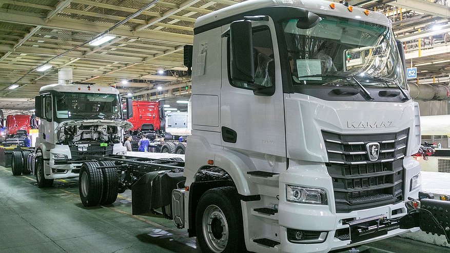 Главная картинка новости: «КАМАЗ» выйдет на рынок лесовозов с грузовиками К5