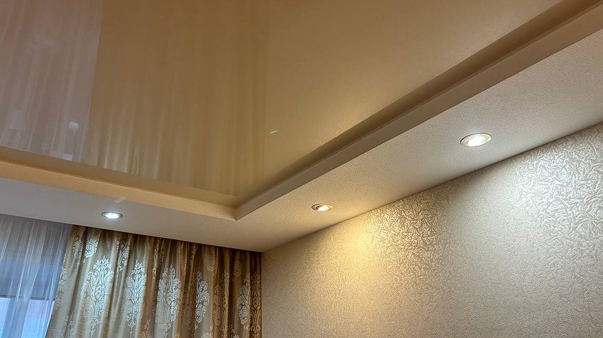 Главная картинка новости: Натяжные потолки уходят в прошлое: рассказываю про 4 современных замены для трендового ремонта