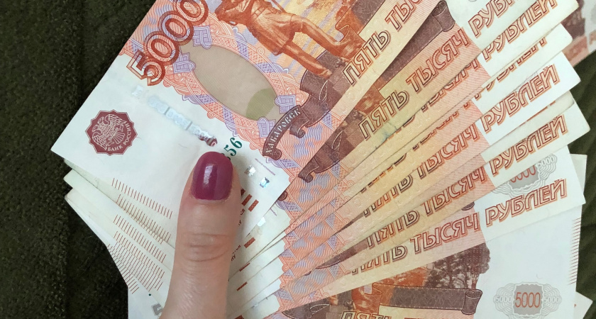 Татарстан стал регионом-лидером по уровню зарплат в ПФО