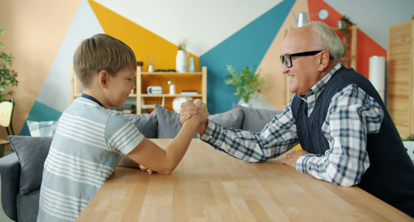 Ни в коем случае не прощайте внукам эти 5 вещей: касается всех бабушек и дедушек - запомните раз и навсегда