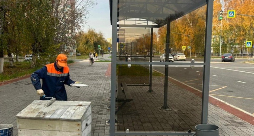 Ящики с технической солью установят у автобусных остановок в Челнах