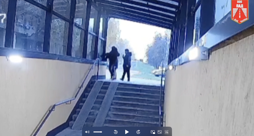 Третий случай за месяц: подростки в Челнах повредили подземку