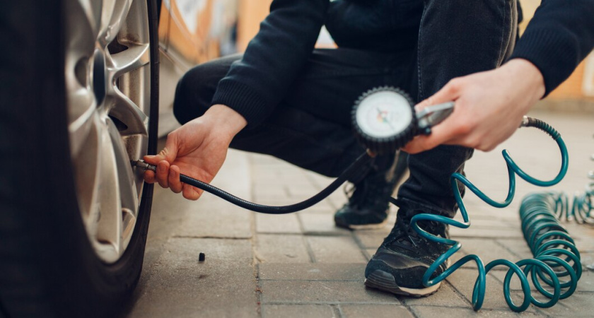 Водителей предупредили: накачка шин до 2 атмосфер может привести к дорогому ремонту - вот причины