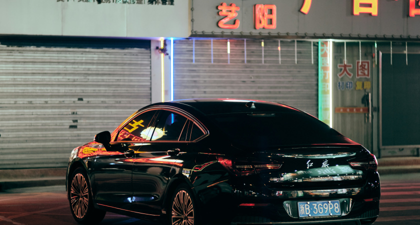 "Мотор сгорает, коробка сыпется": таксисты назвали реальный ресурс китайских машин - честный отзыв