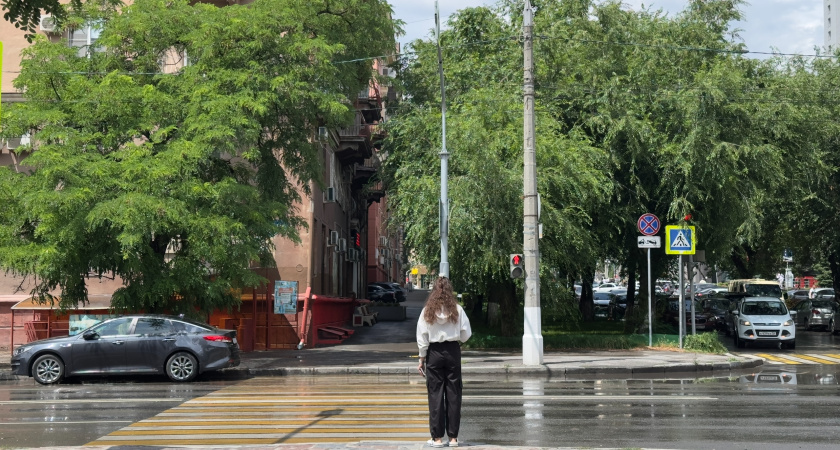 Верховный суд поменял правила: пешеход на переходе больше не стоп-сигнал для водителя — как это понимать