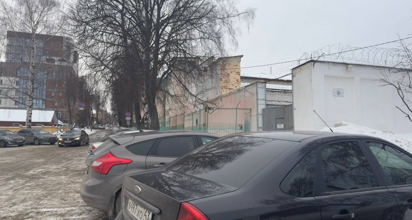 Водителей Татарстана предупредили о гололеде на дорогах