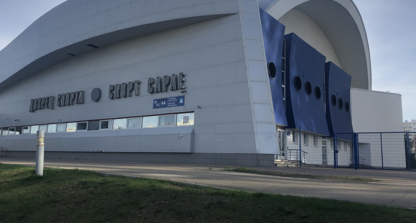 В Челнах вводят онлайн‑продажу билетов на каток из‑за многочасовых очередей