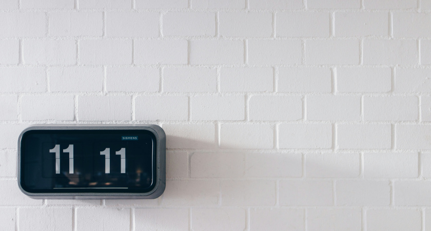 Никакое не совпадение: вы постоянно замечаете на часах 11:11, 13:13 и т.д? Вот что это значит