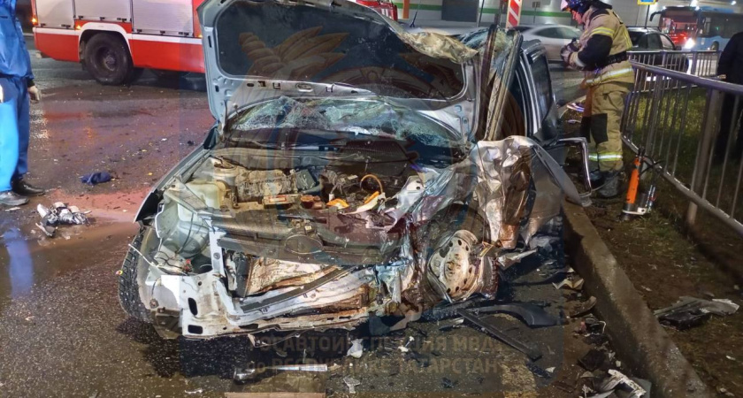 На перекрестке Чулман — Нариманова в Челнах столкнулись «Лада» и HAVAL, есть погибший