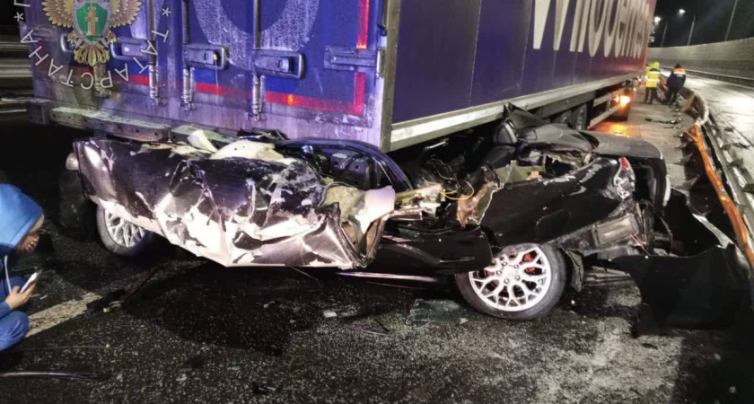 В ночном ДТП в Тукаевском районе погибли два человека