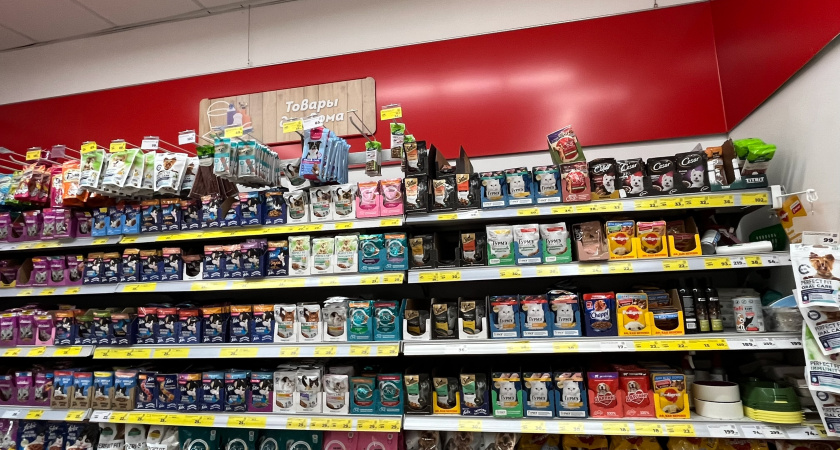 Мяса нет, сплошная химия: худшие марки корма для питомцев по версии Роскачества