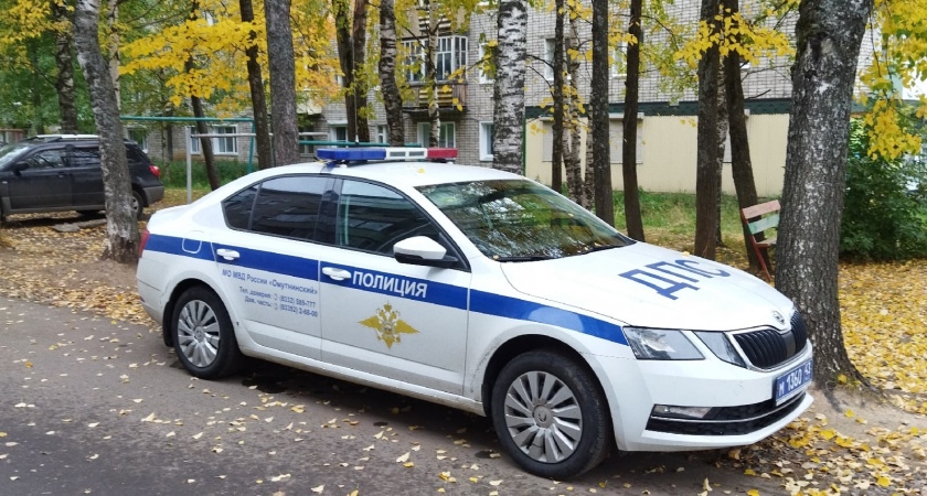 Инспекторы ДПС в Татарстане помогли женщине успеть доехать до роддома