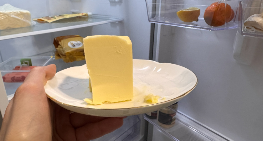 К бабкам больше ни ногой: я купил деревенское сливочное масло и сравнил с дешевым из магазина - результат удивил