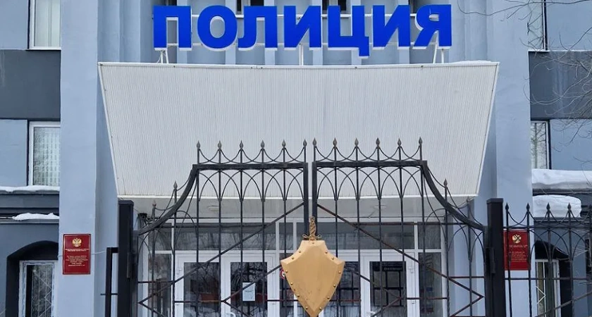 Бывший прокурор из Татарстана получил 8 лет колонии за взятку смартфоном для «спасения» знакомой