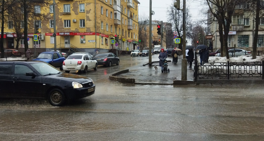 С 2026 года в Татарстане резко подорожают услуги эвакуаторов и спецстоянок