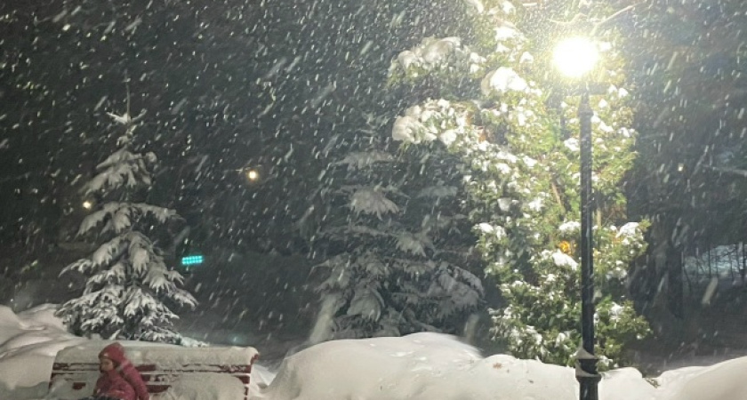 На дорогах Челнов прогнозируют сильный гололед 13 декабря