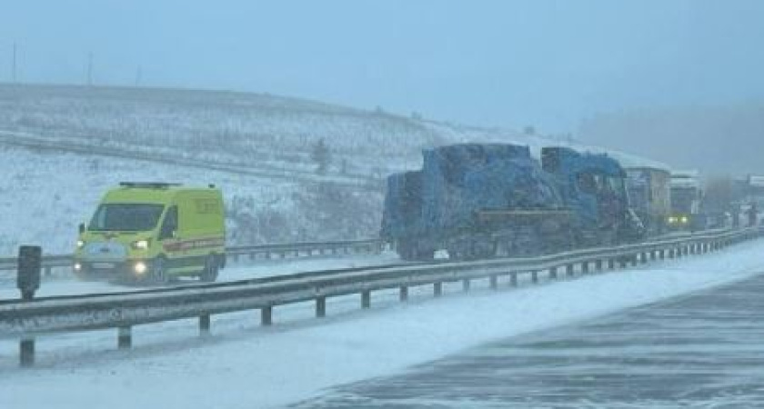 На трассе Набережные Челны – Казань «выросла» огромная пробка
