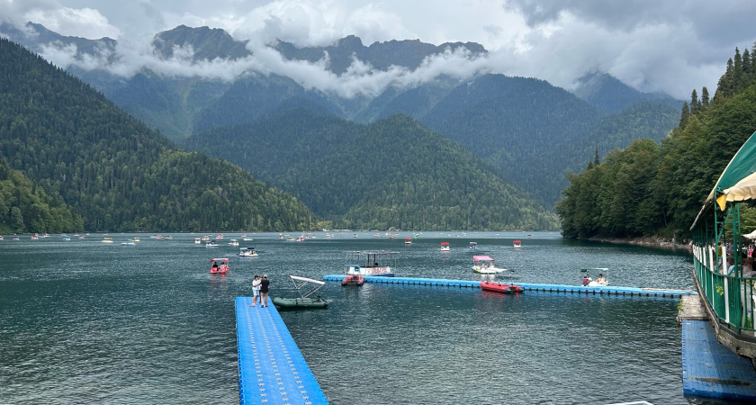 Местных все меньше, медицина ниже плинтуса: россиянка переехала в Сочи и не стала молчать о реальной жизни в городе-курорте
