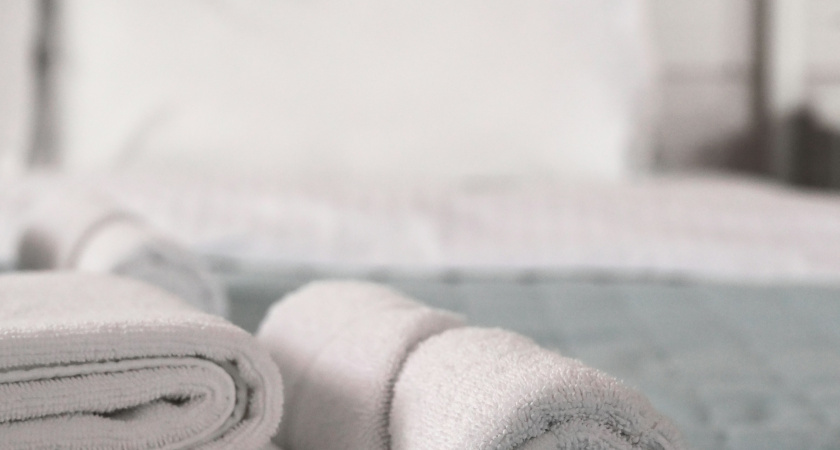 Как часто нужно менять постельное белье и полотенца взрослым и детям: запомните раз и навсегда