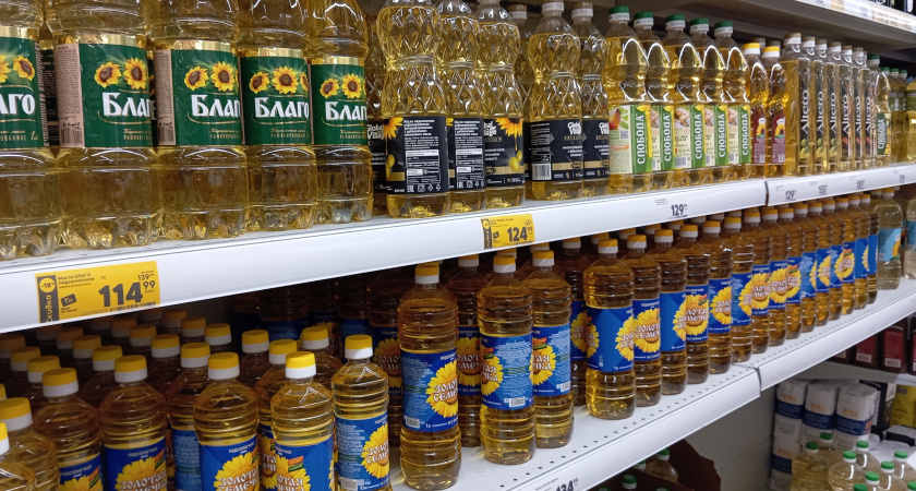 Янтарная отрава в красивой бутылке: Роскачество назвало худшие марки растительного масла
