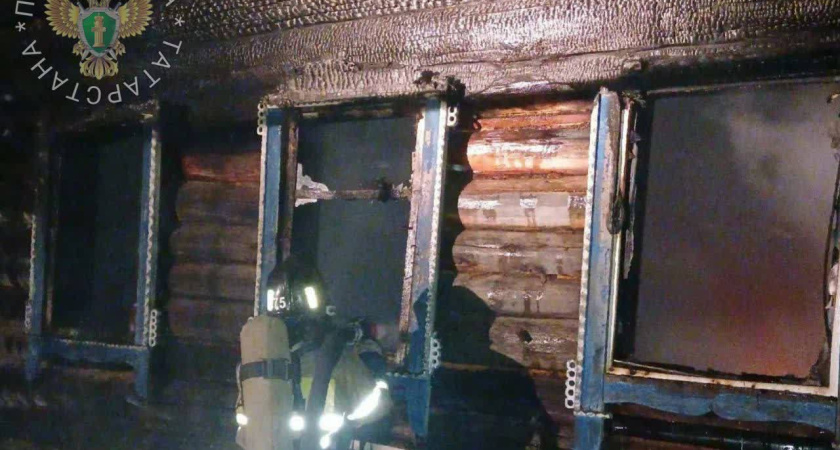 В Татарстане двое мужчин погибли при пожаре в жилом доме