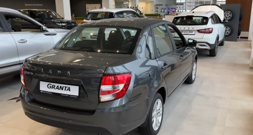 АвтоВАЗ смеётся над нами? Неделя на Lada Granta-2025 выявила 5 проблем, которые сложно игнорировать