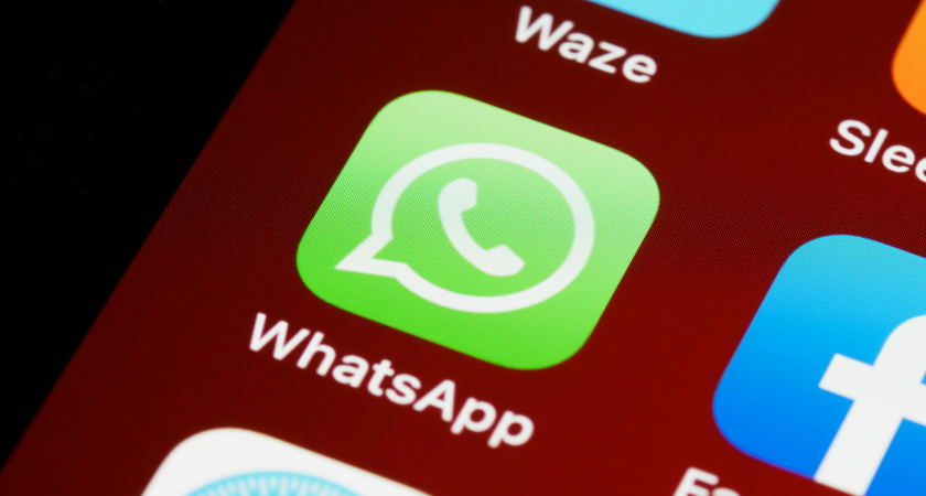 WhatsApp* полностью заблокируют в России: в Госдуме назвали сроки, когда это случится