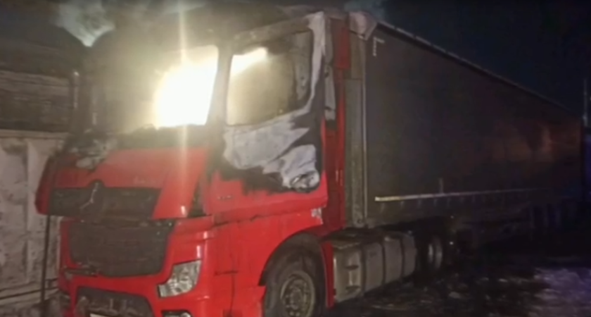 Водитель фуры в Казани угодил в больницу с ожогами второй степени
