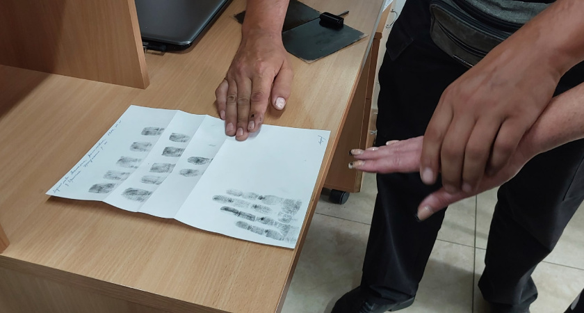 В Челнах будут судить парня за нападение на полицейского у магазина