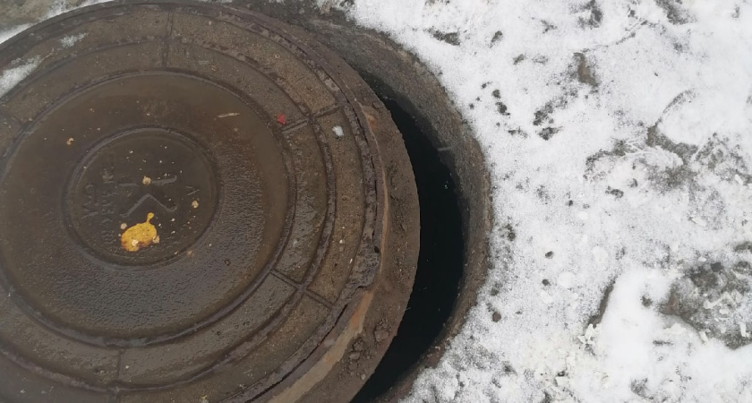 Мэр Челнов приказал проверить все колодцы и люки в городе