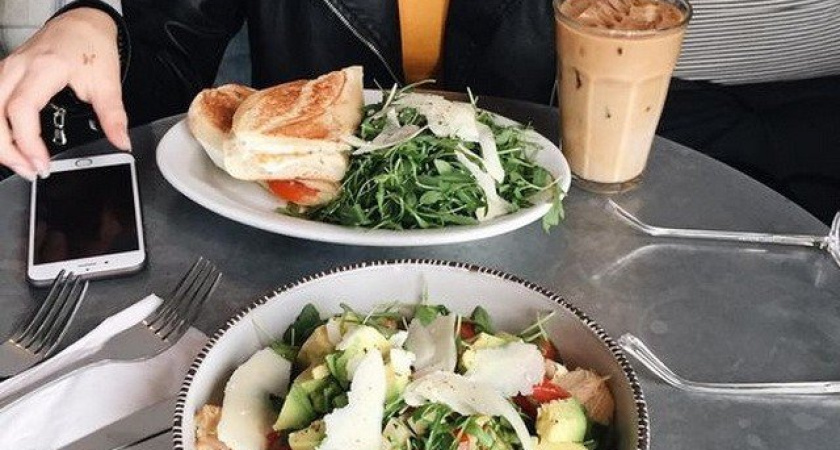 5 челнинских кафе с едой для ЗОЖников: где подают низкокалорийные тортики, свекольный кофе, рыбу на пару