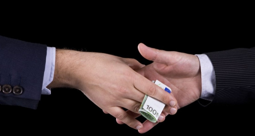 Из-за коррупции Татарстан потерял свыше 800 млн рублей