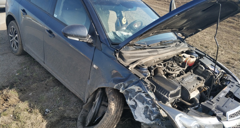 Челнинец въехал в столб в нетрезвом состоянии